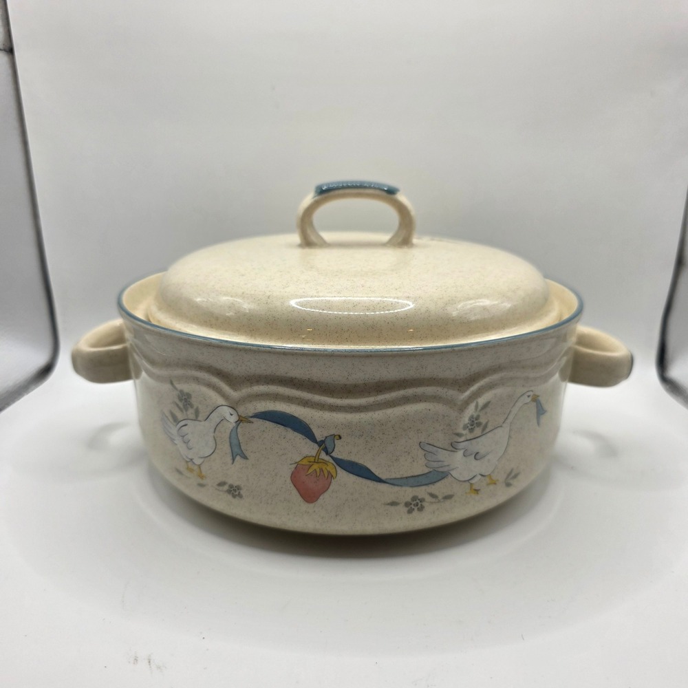 International China Marmalade Geese Stoneware Round Casserole Dish w/ Lid Japan